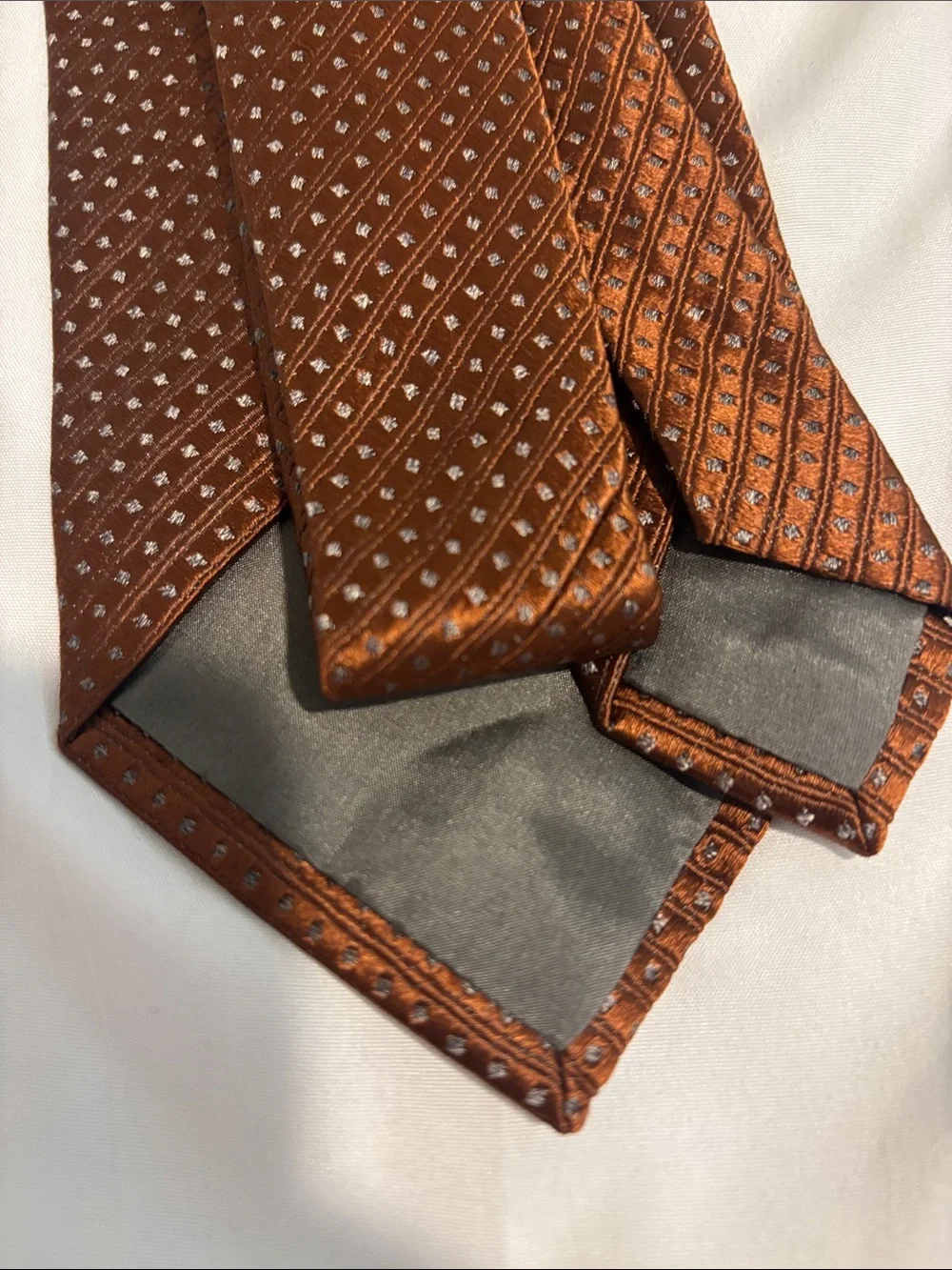 Charvet elegant brown